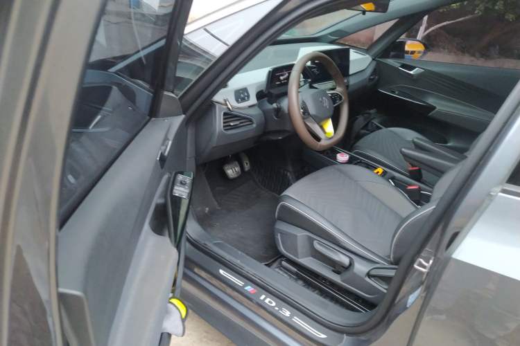 Used Volkswagen ID.3 2023 Pure Smart Edition Driver Seat