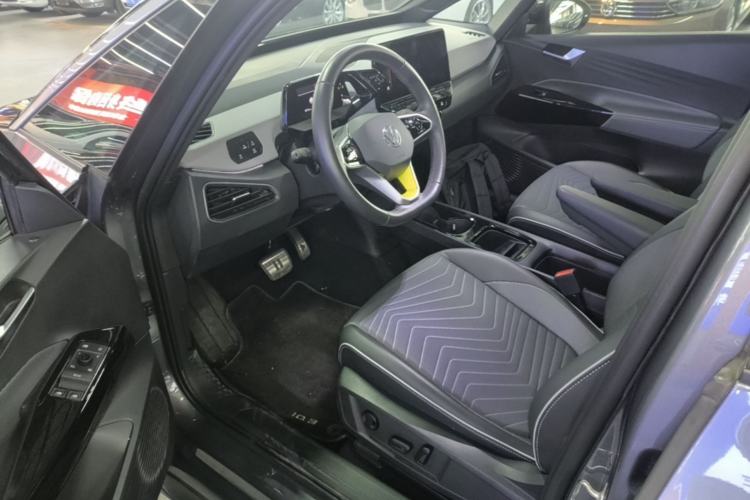 Used Volkswagen ID.3 2023 Pure Smart Edition Driver Seat