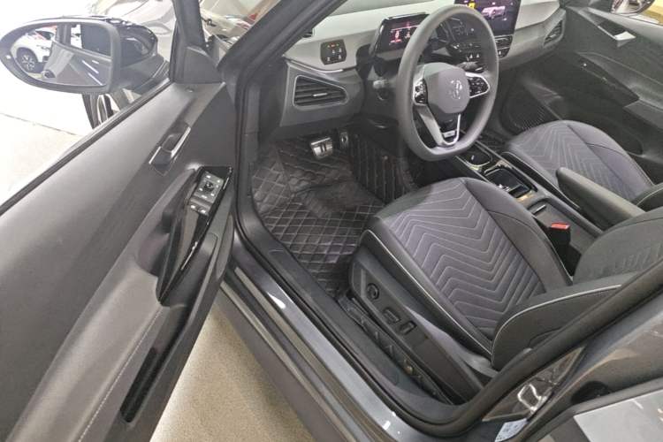 Used Volkswagen ID.3 2023 Pure Smart Edition Driver Seat