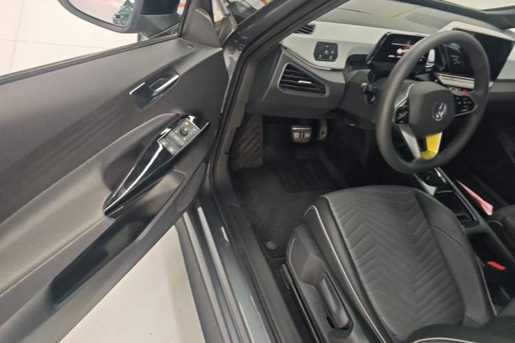 Used Volkswagen ID.3 2023 Pure Smart Edition Driver Seat