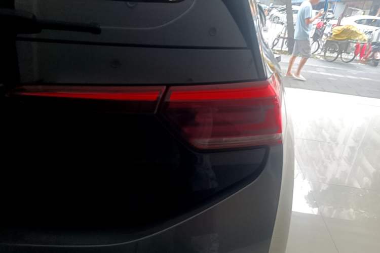 Used Volkswagen ID.3 2023 Upgraded Model Pure Intelligent Enjoyment Version Exterior 3