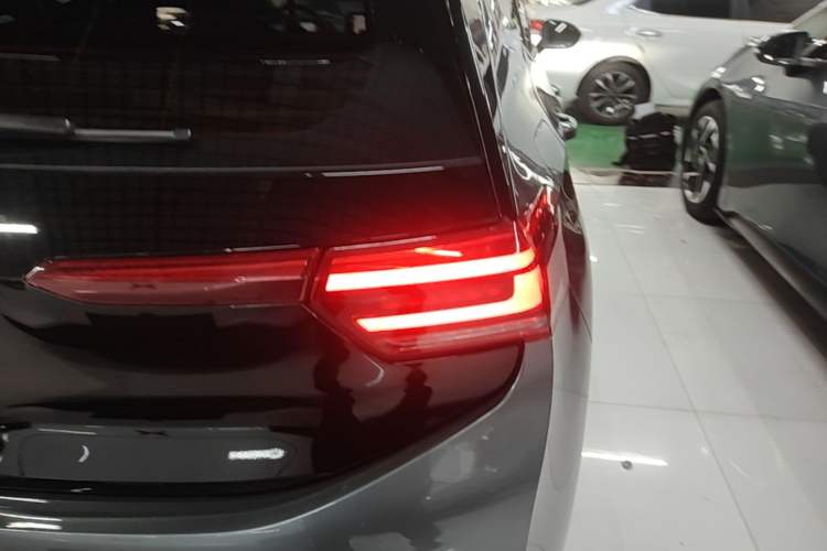 Used Volkswagen ID.3 2023 Upgraded Model Pure Intelligent Enjoyment Version Exterior 3