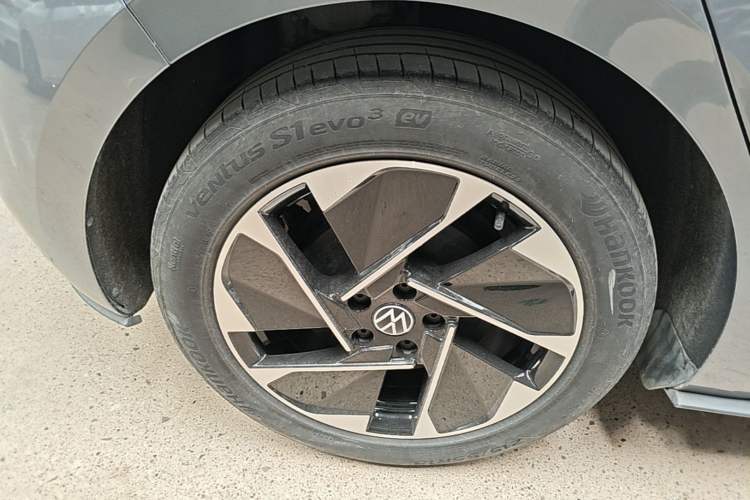 Used Volkswagen ID.3 2023 Pure Smart Edition Exterior 4