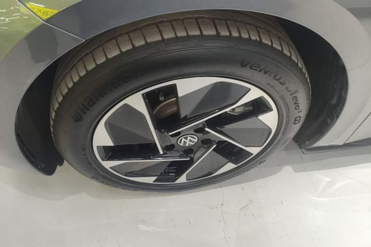 Used Volkswagen ID.3 2023 Upgraded Model Pure Intelligent Enjoyment Version Exterior 4