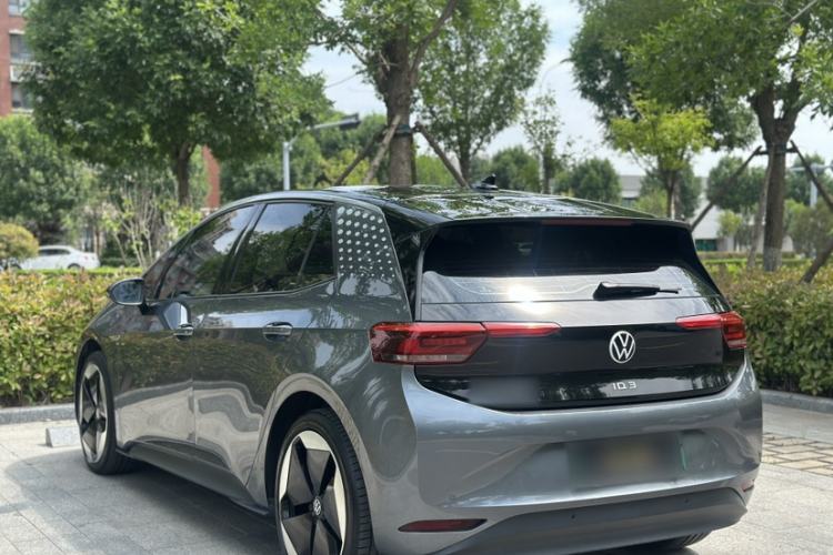 Used Volkswagen ID.3 2023 Upgraded Model Pure Intelligent Enjoyment Version Exterior 5