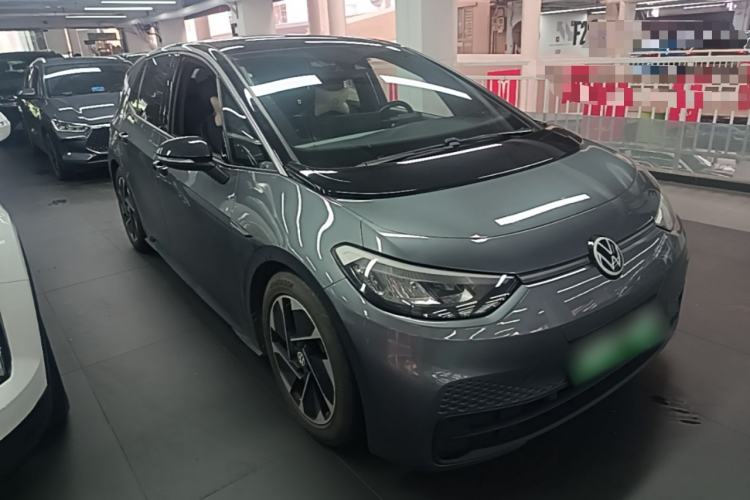 Used Volkswagen ID.3 2023 Pure Smart Edition Front Right 45 Deg