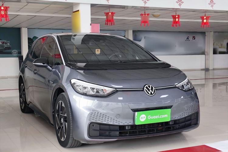 Used Volkswagen ID.3 2023 Upgraded Model Pure Intelligent Enjoyment Version Front Right 45 Deg