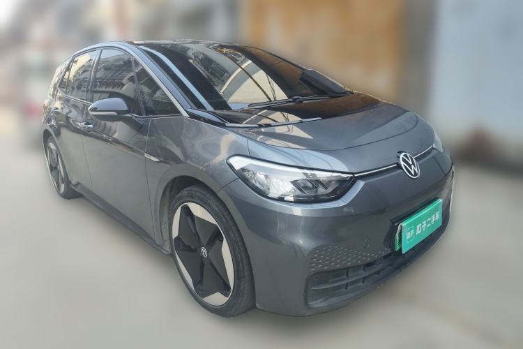 Used Volkswagen ID.3 2023 Pure Smart Edition Front Right 45 Deg