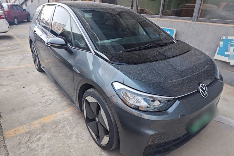 Used Volkswagen ID.3 2023 Upgraded Model Pure Intelligent Enjoyment Version Front Right 45 Deg
