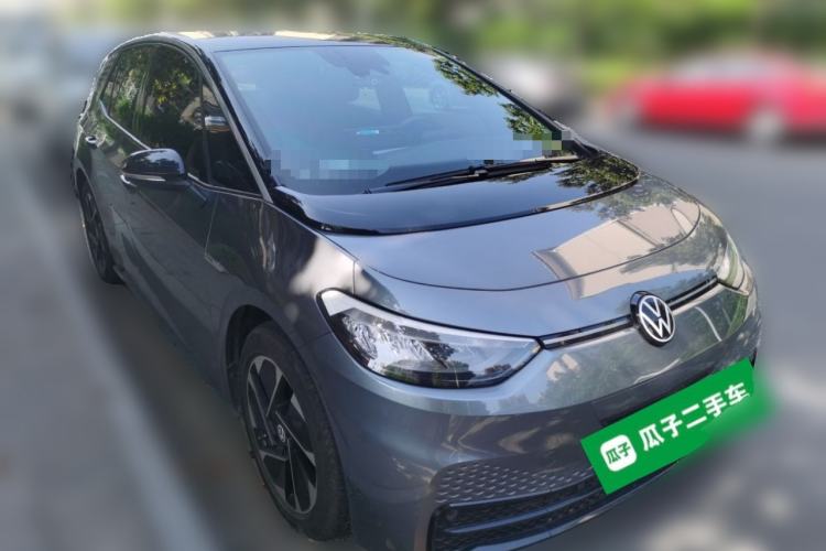 Used Volkswagen ID.3 2023 Pure Smart Edition Front Right 45 Deg