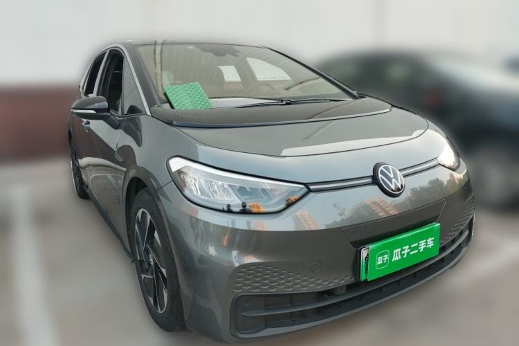 Used Volkswagen ID.3 2023 Upgraded Model Pure Intelligent Enjoyment Version Front Right 45 Deg