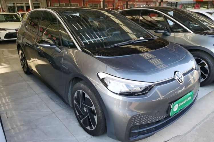 Used Volkswagen ID.3 2023 Upgraded Model Pure Intelligent Enjoyment Version Front Right 45 Deg