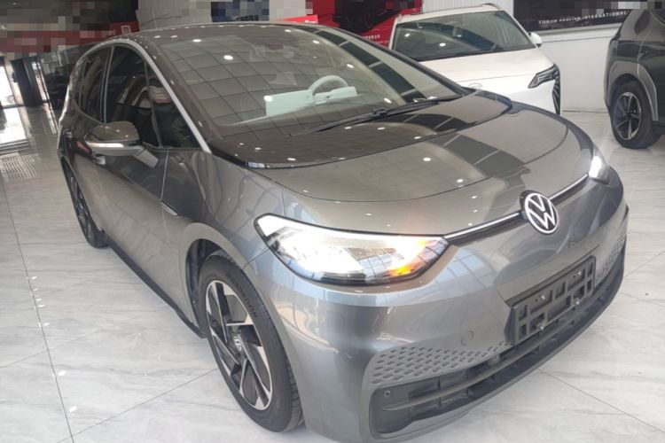 Used Volkswagen ID.3 2023 Upgraded Model Pure Intelligent Enjoyment Version Front Right 45 Deg