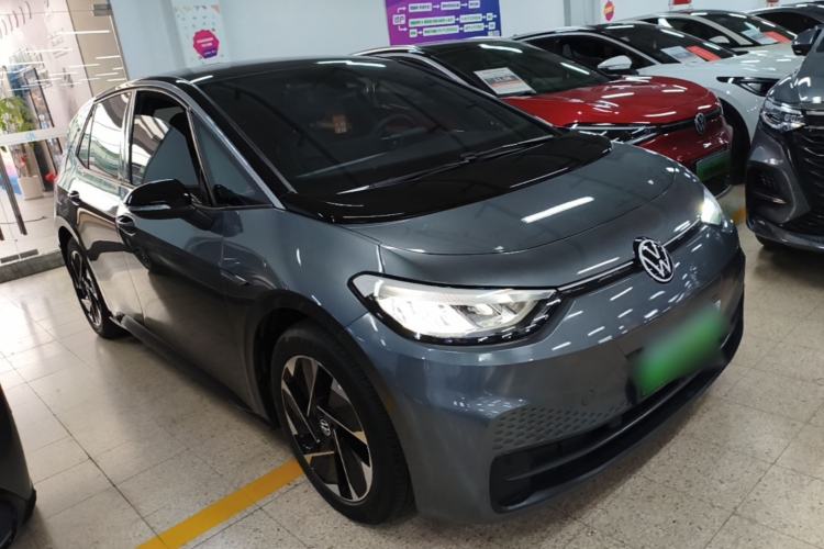 Used Volkswagen ID.3 2023 Upgraded Model Pure Intelligent Enjoyment Version Front Right 45 Deg