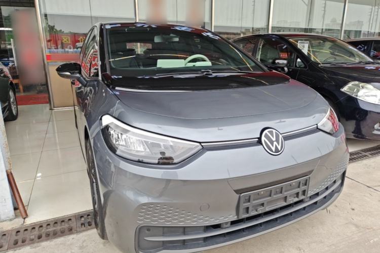 Used Volkswagen ID.3 2023 Upgraded Model Pure Intelligent Enjoyment Version Front Right 45 Deg
