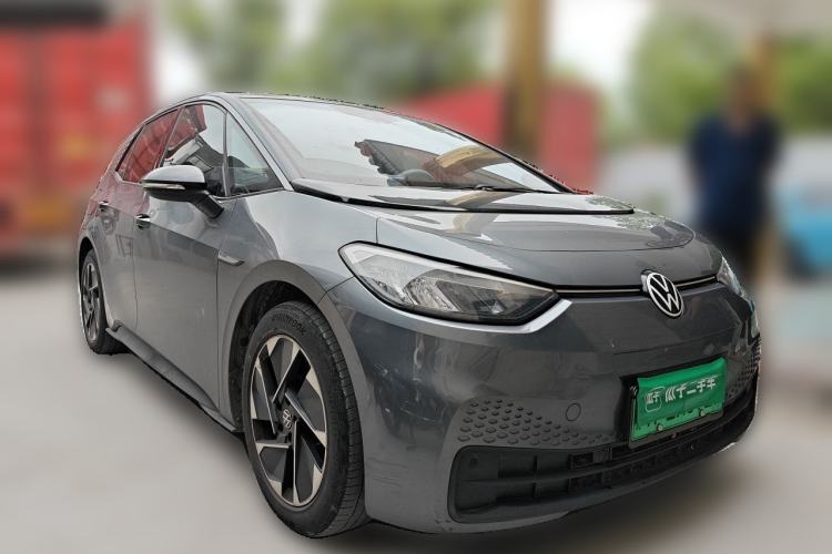 Used Volkswagen ID.3 2023 Upgraded Model Pure Intelligent Enjoyment Version Front Right 45 Deg