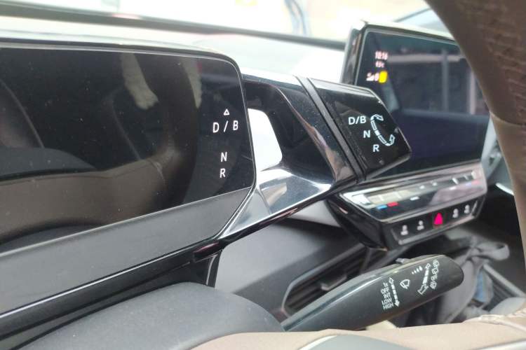 Used Volkswagen ID.3 2023 Pure Smart Edition Gear Lever