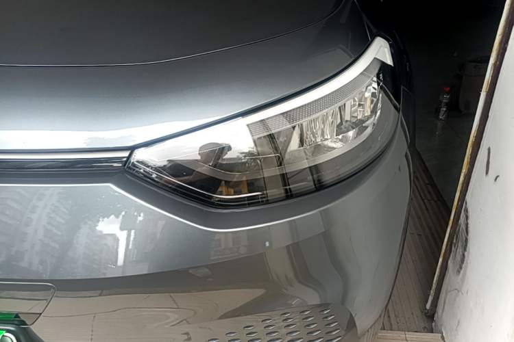 Used Volkswagen ID.3 2023 Upgraded Model Pure Intelligent Enjoyment Version Left Front Headlight