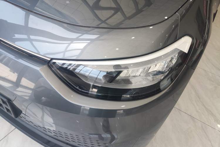 Used Volkswagen ID.3 2023 Upgraded Model Pure Intelligent Enjoyment Version Left Front Headlight