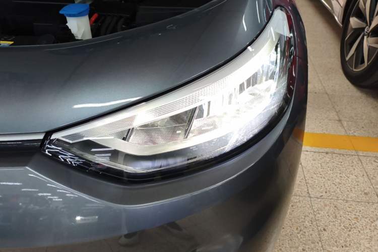 Used Volkswagen ID.3 2023 Upgraded Model Pure Intelligent Enjoyment Version Left Front Headlight