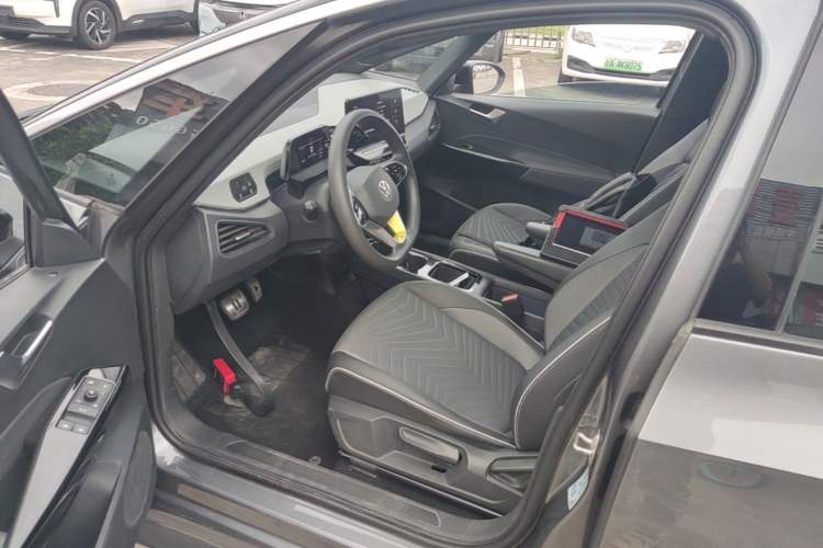 Used Volkswagen ID.3 2023 Pure Smart Edition Left Front Seat