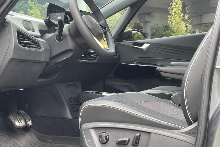 Used Volkswagen ID.3 2023 Upgraded Model Pure Intelligent Enjoyment Version Left Front Seat