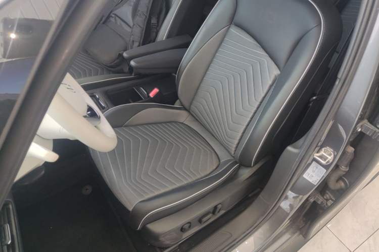 Used Volkswagen ID.3 2023 Upgraded Model Pure Intelligent Enjoyment Version Left Front Seat