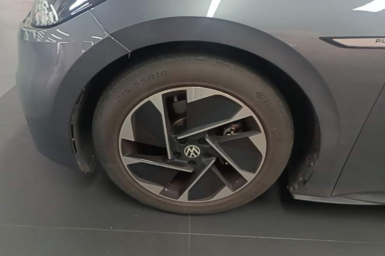 Used Volkswagen ID.3 2023 Pure Smart Edition Left Front Wheel Hub