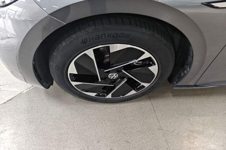 Used Volkswagen ID.3 2023 Pure Smart Edition Left Front Wheel Hub