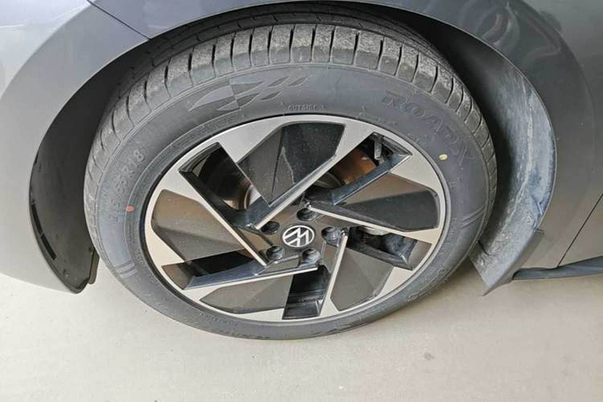 Used Volkswagen ID.3 2023 Pure Smart Edition Left Front Wheel Hub