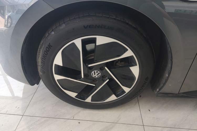 Used Volkswagen ID.3 2023 Upgraded Model Pure Intelligent Enjoyment Version Left Front Wheel Hub