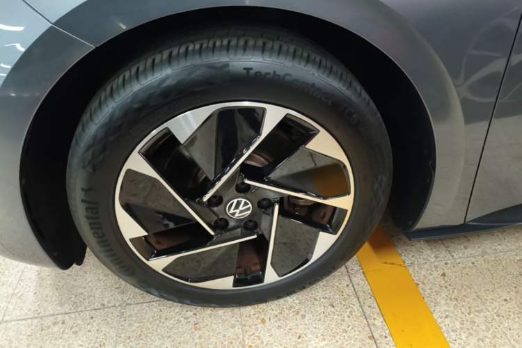 Used Volkswagen ID.3 2023 Upgraded Model Pure Intelligent Enjoyment Version Left Front Wheel Hub