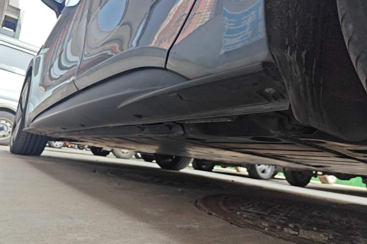 Used Volkswagen ID.3 2023 Upgraded Model Pure Intelligent Enjoyment Version Left Side Sill