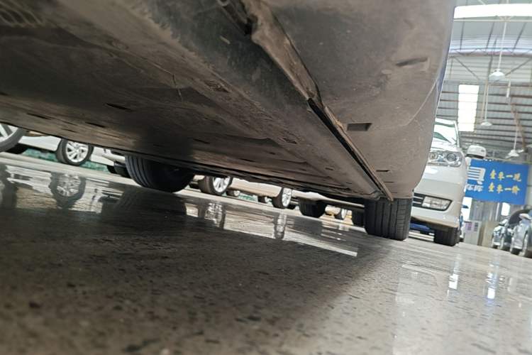 Used Volkswagen ID.3 2023 Pure Smart Edition Left Side Sill