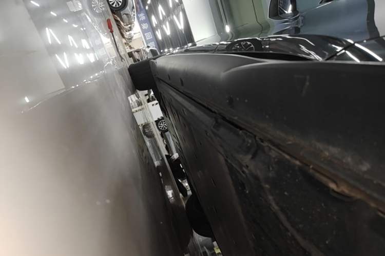 Used Volkswagen ID.3 2023 Upgraded Model Pure Intelligent Enjoyment Version Left Side Sill