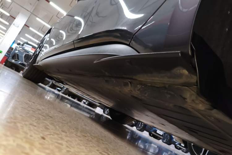 Used Volkswagen ID.3 2023 Upgraded Model Pure Intelligent Enjoyment Version Left Side Sill