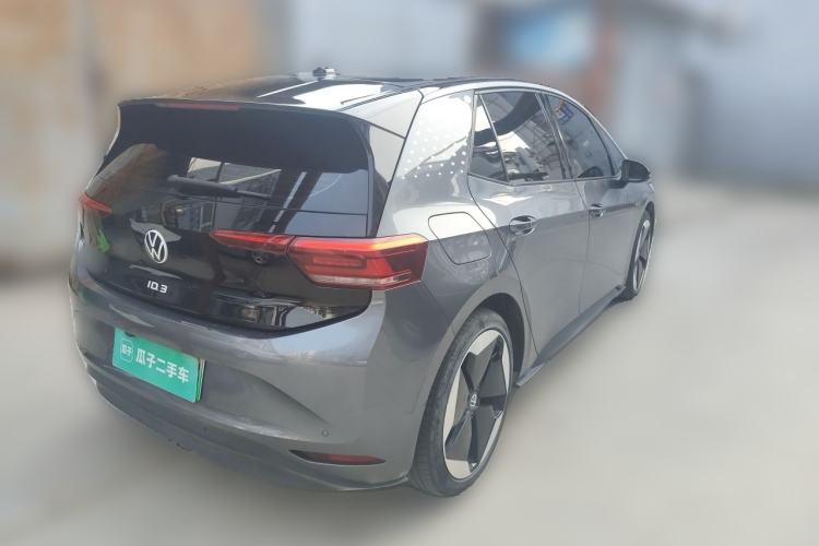 Used Volkswagen ID.3 2023 Pure Smart Edition Rear Right 45 Deg