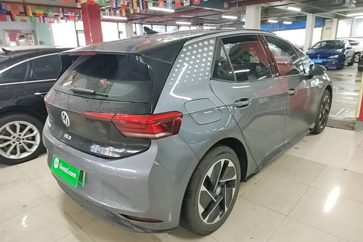 Used Volkswagen ID.3 2023 Pure Smart Edition Rear Right 45 Deg