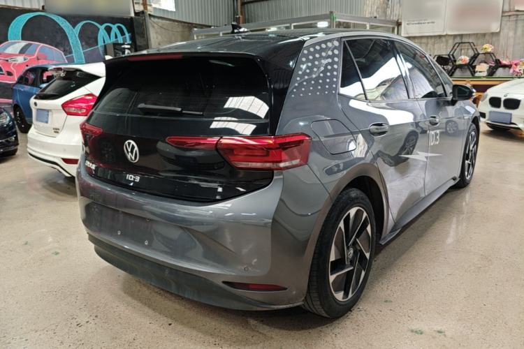 Used Volkswagen ID.3 2023 Pure Smart Edition Rear Right 45 Deg
