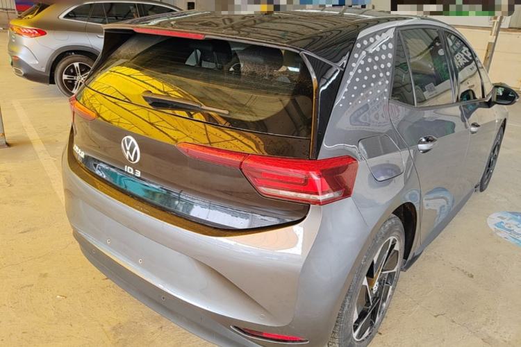 Used Volkswagen ID.3 2023 Pure Smart Edition Rear Right 45 Deg