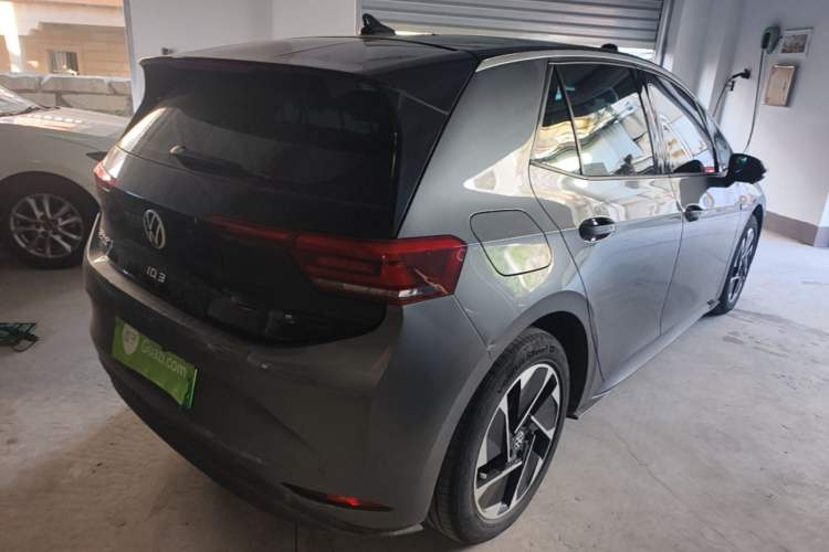 Used Volkswagen ID.3 2023 Upgraded Version Smart Intelligence Edition Rear Right 45 Deg