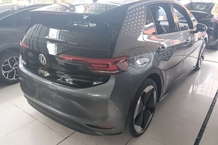 Used Volkswagen ID.3 2023 Pure Smart Edition Rear Right 45 Deg
