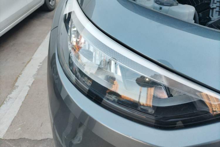 Used Volkswagen ID.3 2023 Upgraded Model Pure Intelligent Enjoyment Version Right Front Headlight