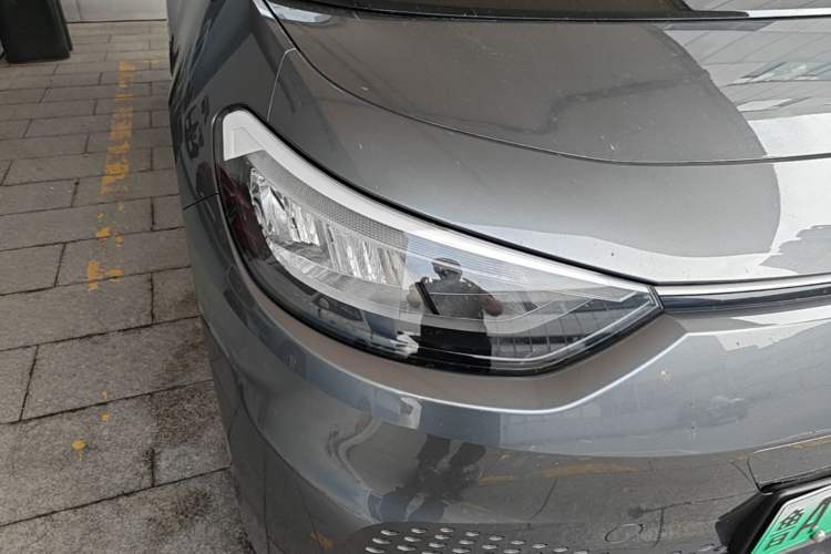 Used Volkswagen ID.3 2023 Upgraded Model Pure Intelligent Enjoyment Version Right Front Headlight