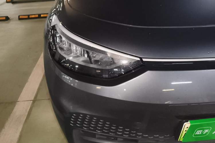 Used Volkswagen ID.3 2023 Upgraded Model Pure Intelligent Enjoyment Version Right Front Headlight