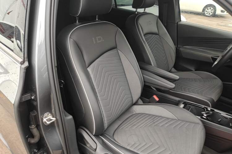 Used Volkswagen ID.3 2023 Upgraded Model Pure Intelligent Enjoyment Version Right Front Seat