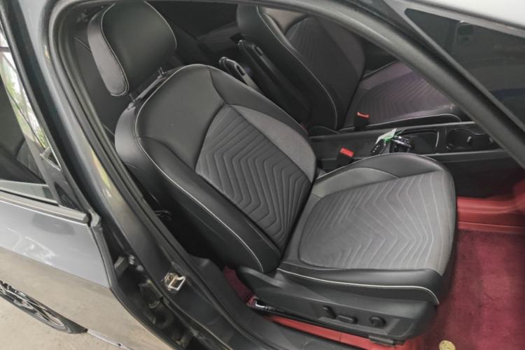 Used Volkswagen ID.3 2023 Upgraded Model Pure Intelligent Enjoyment Version Right Front Seat