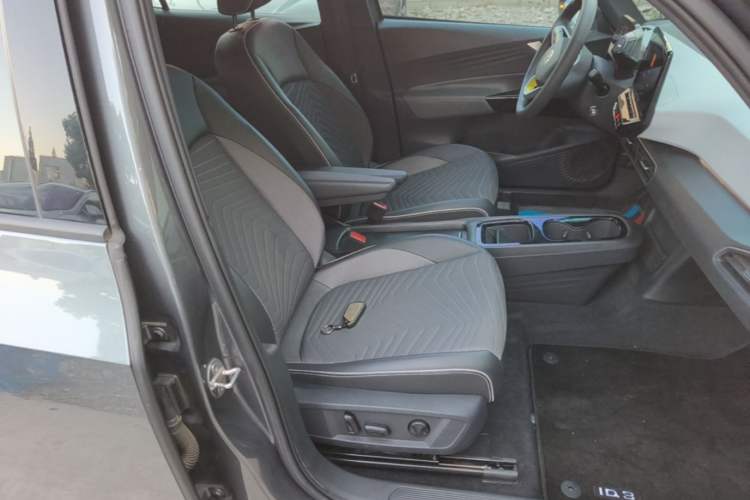 Used Volkswagen ID.3 2023 Upgraded Model Pure Intelligent Enjoyment Version Right Front Seat
