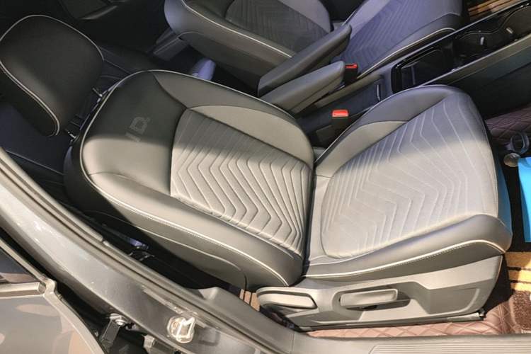 Used Volkswagen ID.3 2023 Upgraded Model Pure Intelligent Enjoyment Version Right Front Seat