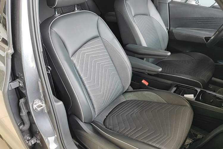 Used Volkswagen ID.3 2023 Upgraded Model Pure Intelligent Enjoyment Version Right Front Seat